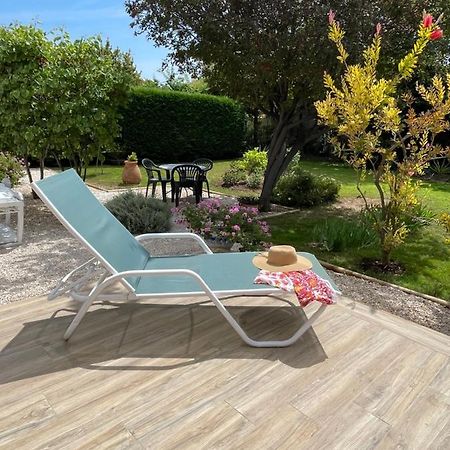 Appartement Rez De Villa Proche Port Et Plages De Sanary Exteriör bild